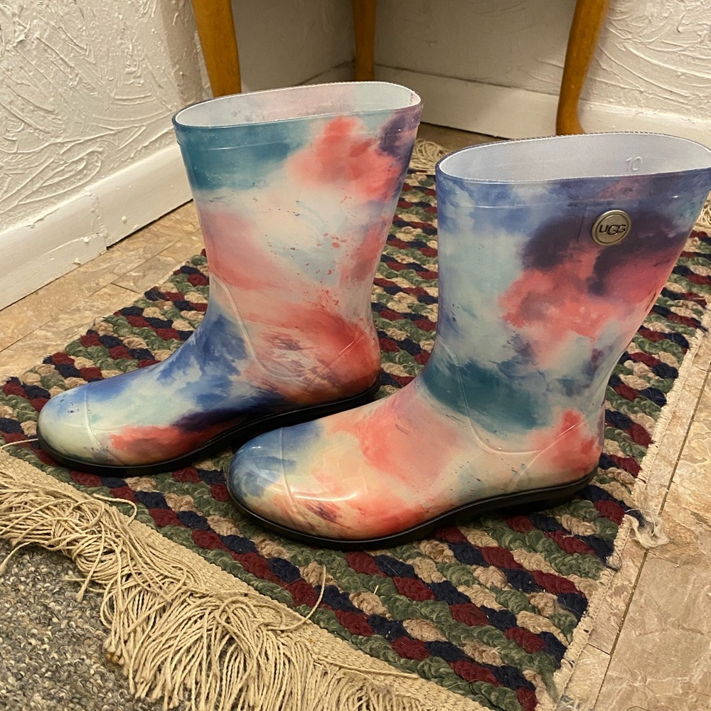Ugg watercolor rainboots